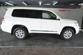 TOYOTA LAND CRUISER 200 V8 4.5D VX A/T