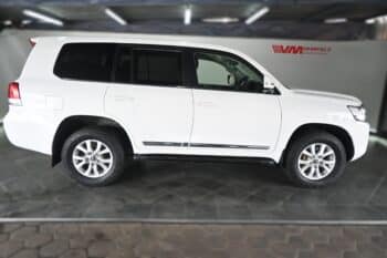 TOYOTA LAND CRUISER 200 V8 4.5D VX A/T