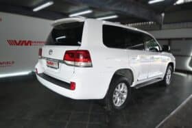 TOYOTA LAND CRUISER 200 V8 4.5D VX A/T