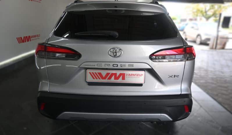 TOYOTA COROLLA CROSS 1.8 XR full