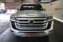 TOYOTA LAND CRUISER 300 V6 3.3D ZX