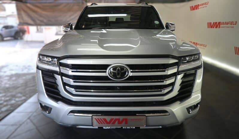 TOYOTA LAND CRUISER 300 V6 3.3D ZX full