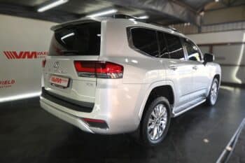 TOYOTA HILUX 2.8GD-6 RB LEGEND 4X4 A/T D/C