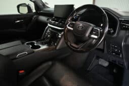 TOYOTA LAND CRUISER 300 V6 3.3D ZX full