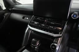 TOYOTA LAND CRUISER 300 V6 3.3D ZX full