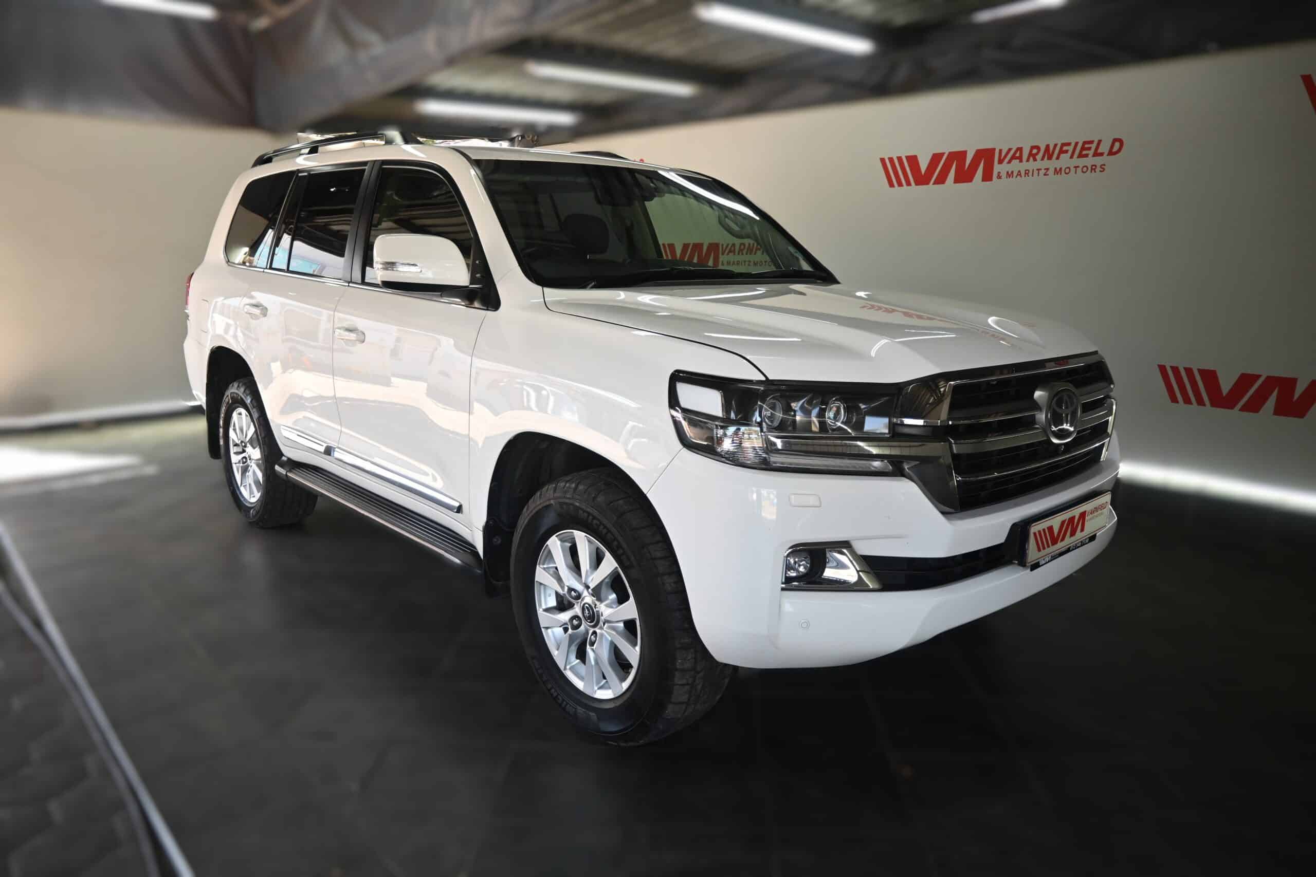 TOYOTA LAND CRUISER 200 V8 4.5D VX-R A/T