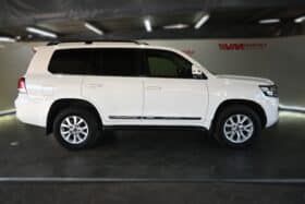 TOYOTA LAND CRUISER 200 V8 4.5D VX-R A/T