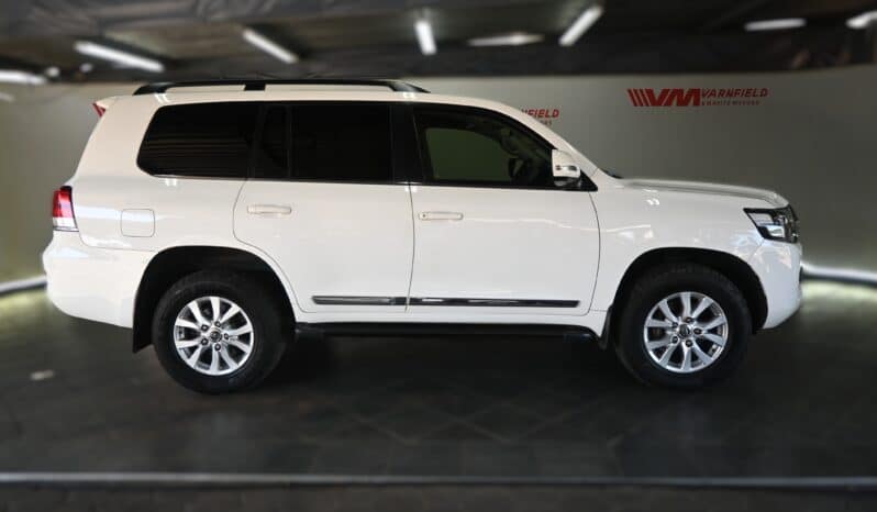 TOYOTA LAND CRUISER 200 V8 4.5D VX-R A/T full