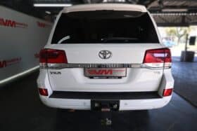 TOYOTA LAND CRUISER 200 V8 4.5D VX-R A/T