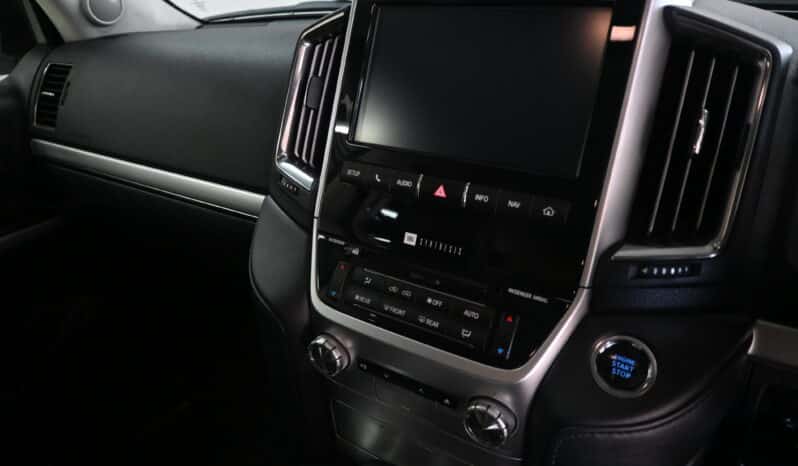 TOYOTA LAND CRUISER 200 V8 4.5D VX-R A/T full