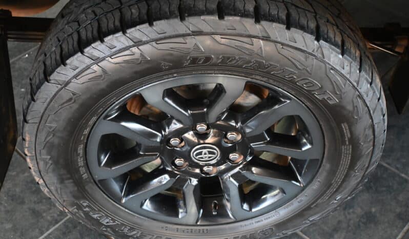 TOYOTA HILUX 2.8GD-6 RB LEGEND 4X4 A/T D/C full