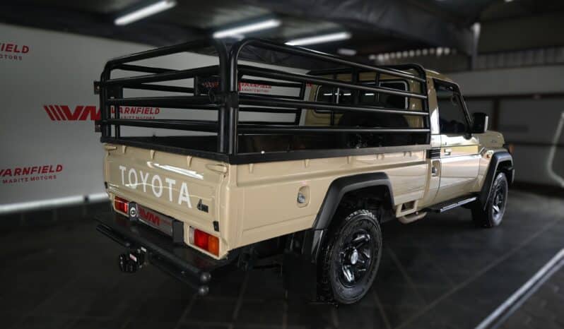 TOYOTA LAND CRUISER 79 2.8GD-6 P/U S/C A/T full