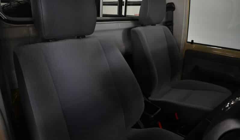 TOYOTA LAND CRUISER 79 2.8GD-6 P/U S/C A/T full