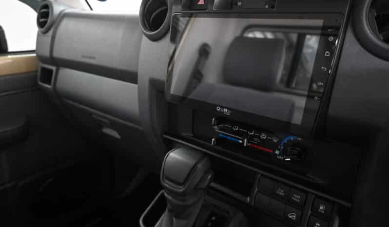 TOYOTA LAND CRUISER 79 2.8GD-6 P/U S/C A/T full