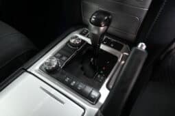 TOYOTA LAND CRUISER 200 V8 4.5D VX A/T full