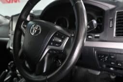 TOYOTA LAND CRUISER 200 V8 4.5D VX A/T full