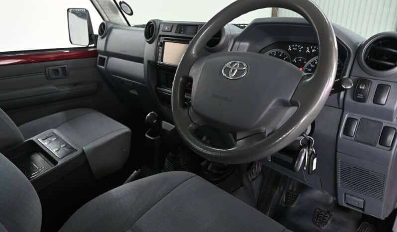 TOYOTA LAND CRUISER 79 4.0P P/U D/C full