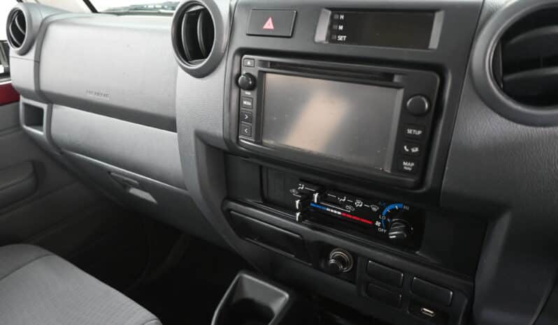 TOYOTA LAND CRUISER 79 4.0P P/U D/C full