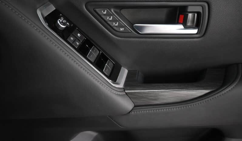 TOYOTA LAND CRUISER 300 V6 3.3D GR-S full