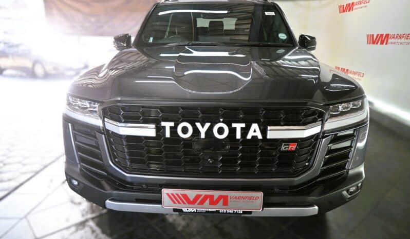 TOYOTA LAND CRUISER 300 V6 3.3D GR-S full