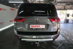 TOYOTA LAND CRUISER 300 V6 3.3D GR-S full
