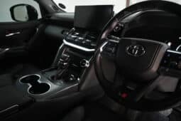 TOYOTA LAND CRUISER 300 V6 3.3D GR-S full