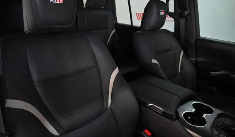 TOYOTA LAND CRUISER 300 V6 3.3D GR-S full