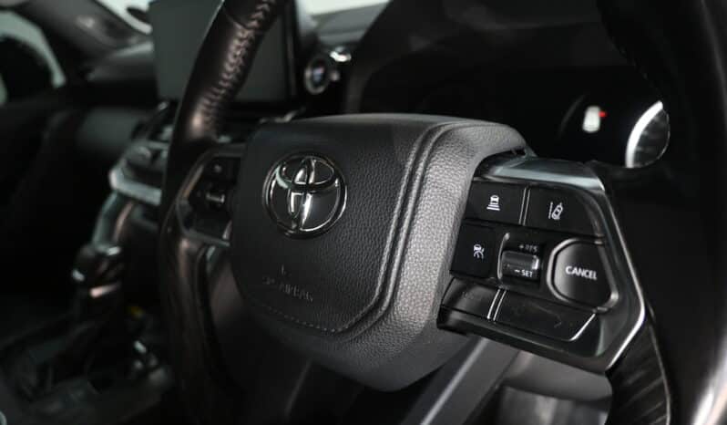 TOYOTA LAND CRUISER 300 V6 3.3D GR-S full