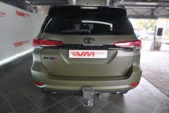 TOYOTA FORTUNER 2.8GD-6 RB A/T