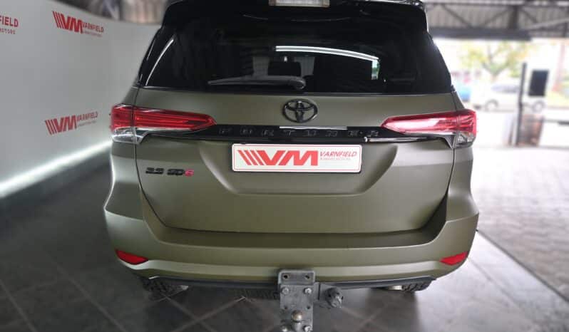 TOYOTA FORTUNER 2.8GD-6 RB A/T full