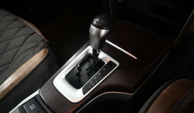 TOYOTA FORTUNER 2.8GD-6 RB A/T full