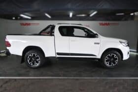 TOYOTA HILUX 2.8GD-6 RB RAIDER P/U E/C A/T LEGEND50