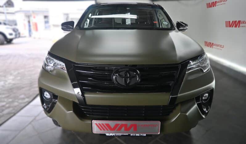 TOYOTA FORTUNER 2.8GD-6 RB A/T full
