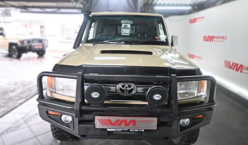 TOYOTA LAND CRUISER 79 4.5D P/U D/C full