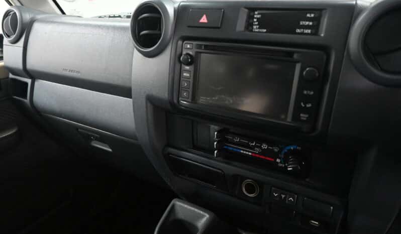 TOYOTA LAND CRUISER 79 4.5D P/U D/C full