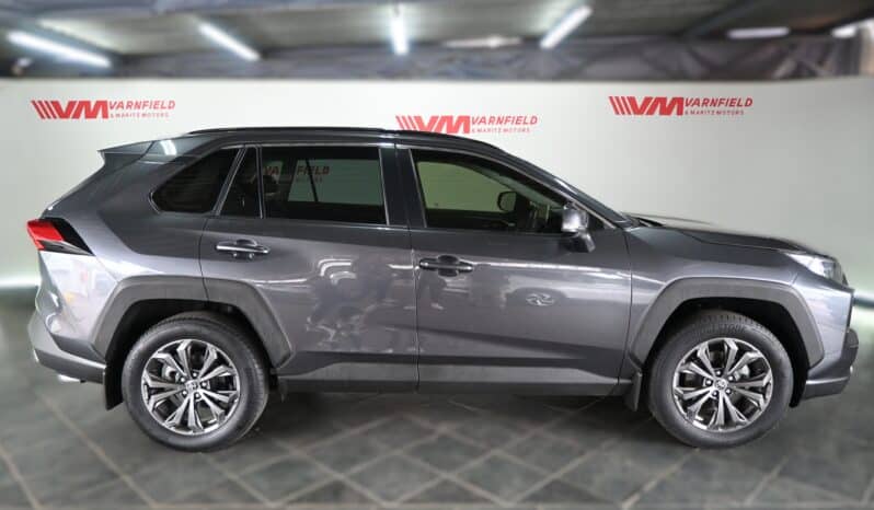 TOYOTA RAV4 2.0 GX-R full