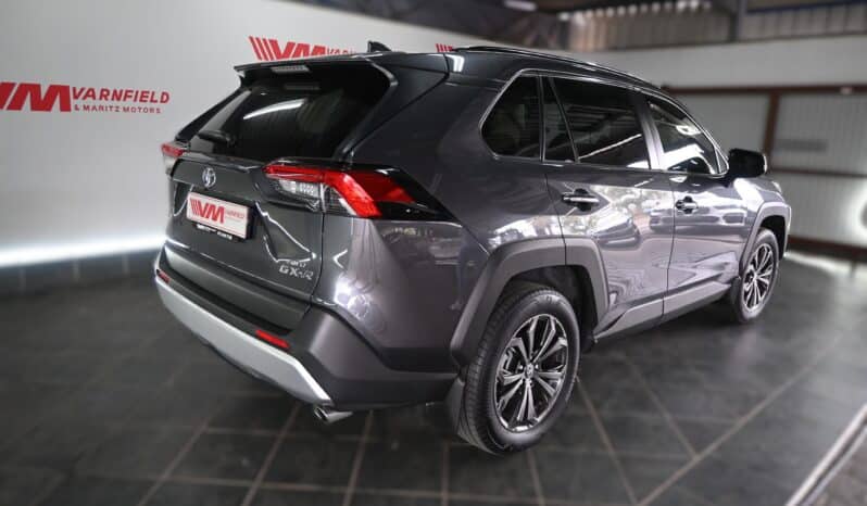 TOYOTA RAV4 2.0 GX-R full