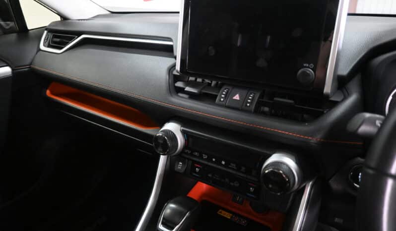 TOYOTA RAV4 2.0 GX-R full