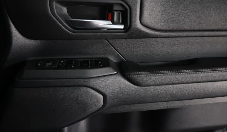 TOYOTA LAND CRUISER PRADO TX 2.8GD A/T full