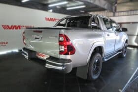 TOYOTA HILUX 2.8GD-6 RAIDER 4X4 A/T D/C
