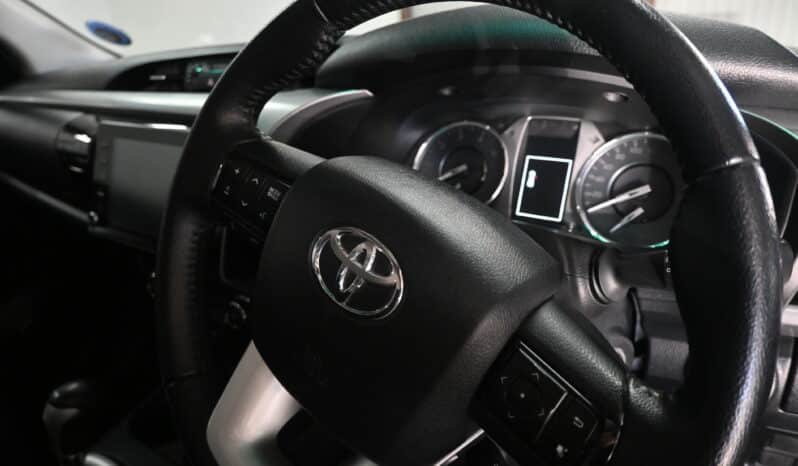 TOYOTA HILUX 2.8GD-6 RAIDER 4X4 A/T D/C full