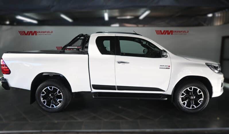 TOYOTA HILUX 2.8GD-6 RB RAIDER A/T E/C full