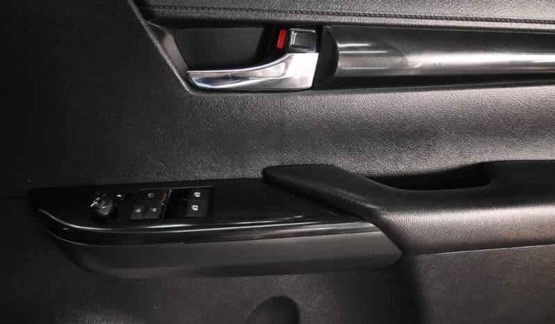 TOYOTA HILUX 2.8GD-6 RB RAIDER A/T E/C full