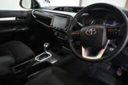 TOYOTA HILUX 2.8GD-6 RAIDER 4X4 A/T D/C full