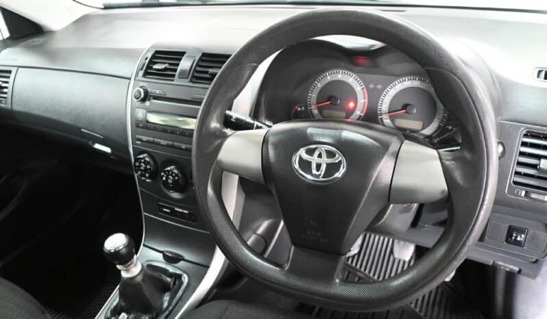 TOYOTA COROLLA 1.3 PROFESSIONAL full