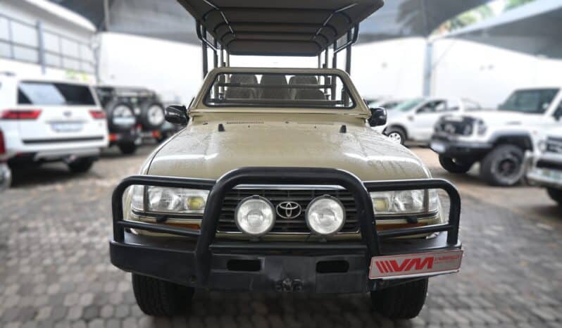 TOYOTA LAND CRUISER S/W P GX full