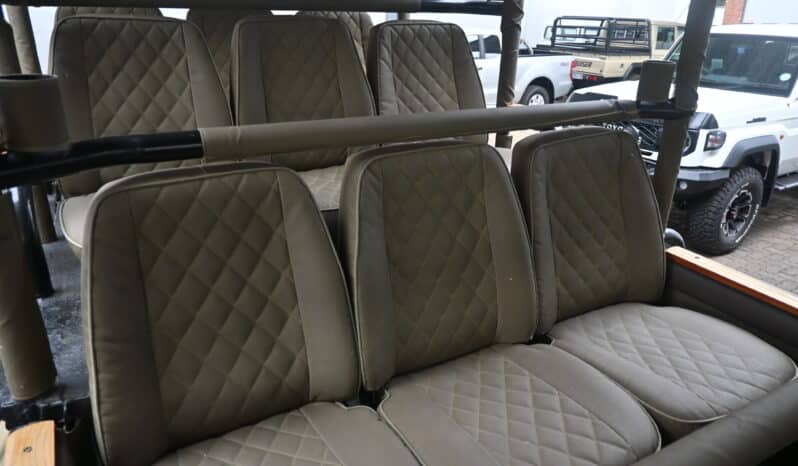 TOYOTA LAND CRUISER S/W P GX full