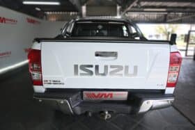 ISUZU KB300 D-TEQ LX 4X2 P/U D/C