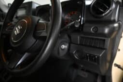 SUZUKI JIMNY 1.5 GL A/T 4X4 full