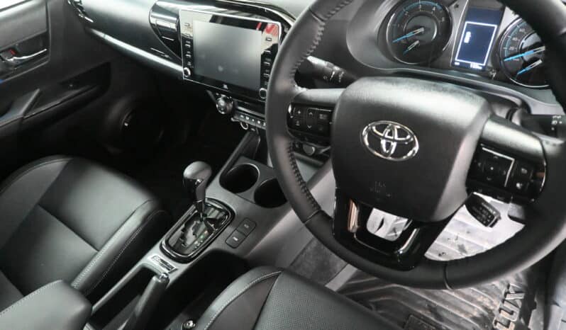 TOYOTA HILUX 2.8 GD-6 RB LEGEND 55 4X4 A/T D/C full
